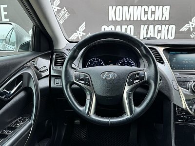 Hyundai Grandeur, V 2012
