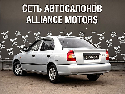 Hyundai Accent, II 2011