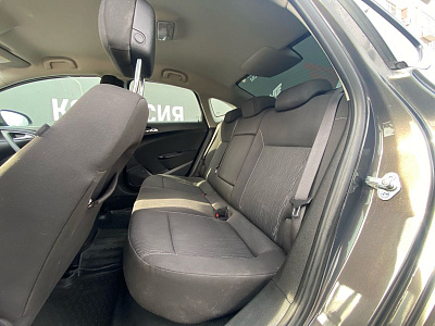 Opel Astra, J Рестайлинг 2012