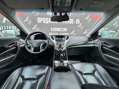 Hyundai Grandeur, V 2012