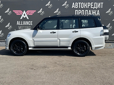 Mitsubishi Pajero, IV Рестайлинг 2 2019