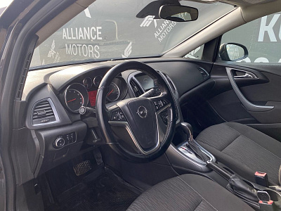 Opel Astra, J Рестайлинг 2012