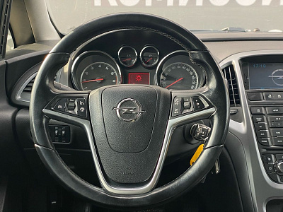 Opel Astra, J Рестайлинг 2012