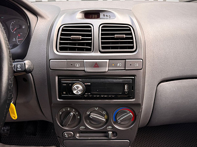 Hyundai Accent, II 2007