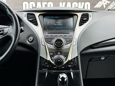 Hyundai Grandeur, V 2012