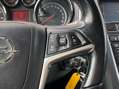 Opel Astra, J Рестайлинг 2012