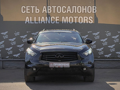 Infiniti QX70 2013