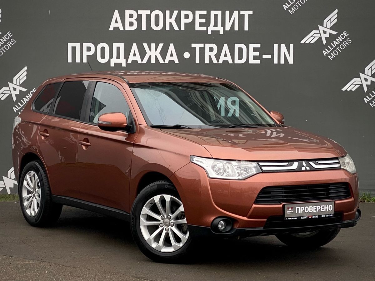 Mitsubishi Outlander, III 2012