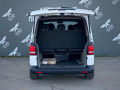 Volkswagen Caravelle, T5 Рестайлинг 2013