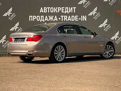BMW 7 серии, V (F01/F02/F04) 2012