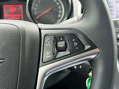 Opel Astra, J Рестайлинг 2012