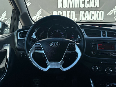 Kia Ceed, II 2013