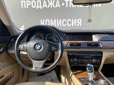 BMW 7 серии, V (F01/F02/F04) 2012