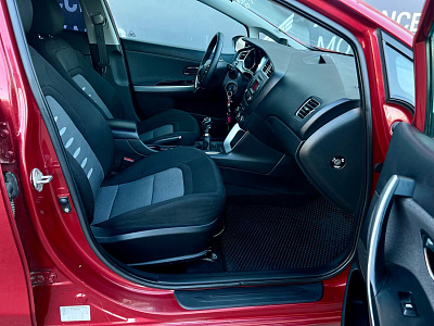 Kia Ceed, II 2012