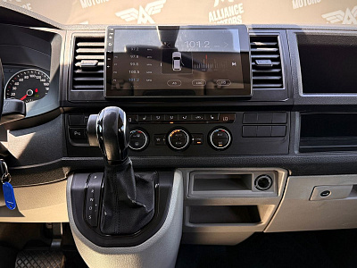 Volkswagen Caravelle, T6 2015