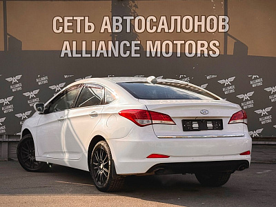 Hyundai i40, I 2013