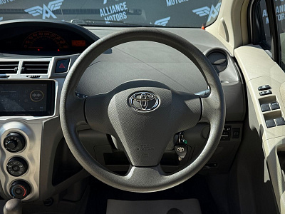 Toyota Vitz, II (XP90) 2007