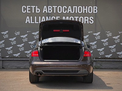 Audi A4, IV (B8) 2011