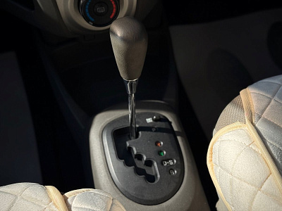 Toyota Vitz, II (XP90) 2007