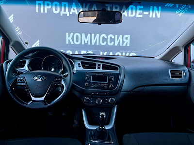 Kia Ceed, II 2012