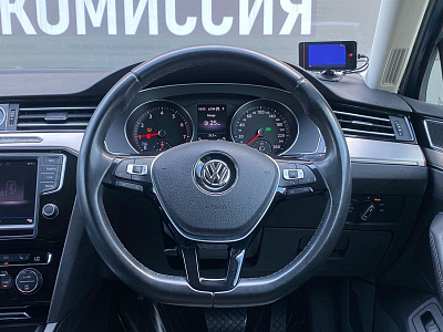 Volkswagen Passat, B8 2016