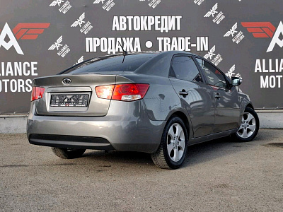 Kia Cerato, II 2010