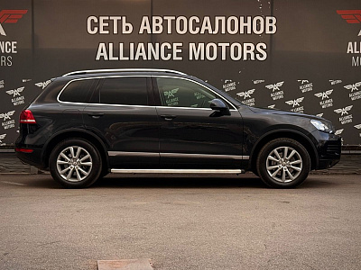 Volkswagen Touareg, II 2013