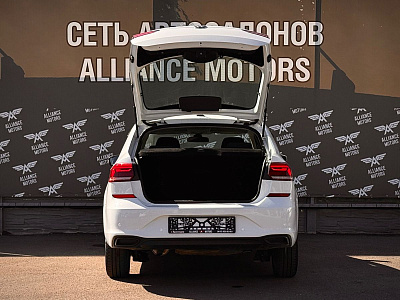 Volkswagen Polo, VI 2020