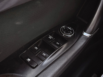 Hyundai i40, I 2013