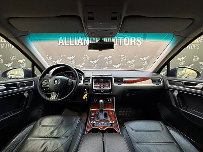 Volkswagen Touareg, II 2013