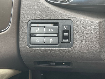 Kia Quoris, I 2013