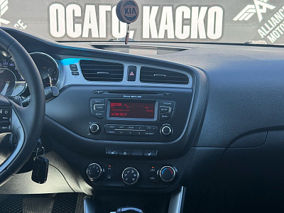 Kia Ceed, II 2013