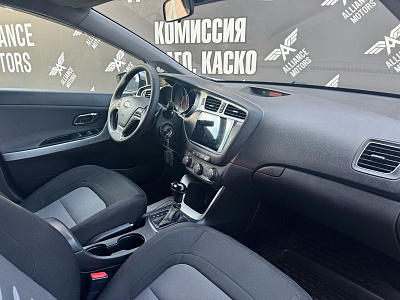 Kia Ceed, II 2015