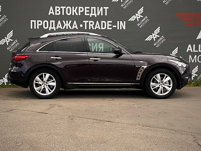 Infiniti QX70 2014