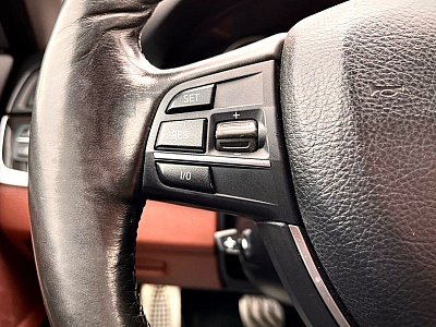 BMW 5 серии, VI (F10/F11/F07) 2011