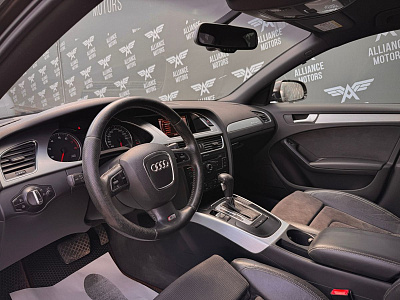 Audi A4, IV (B8) 2011