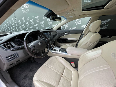 Kia Quoris, I 2013