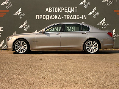 BMW 7 серии, V (F01/F02/F04) 2012