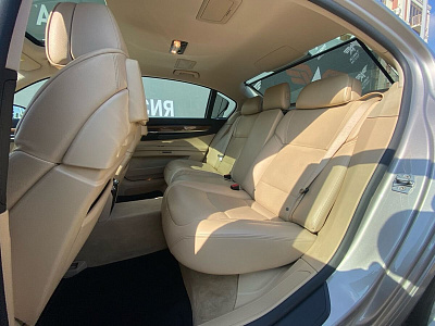 BMW 7 серии, V (F01/F02/F04) 2012