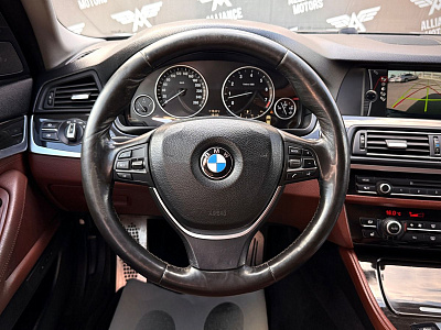 BMW 5 серии, VI (F10/F11/F07) 2011