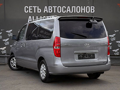 Hyundai Grand Starex, I 2012