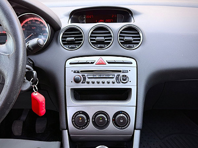 Peugeot 308, I Рестайлинг 2011
