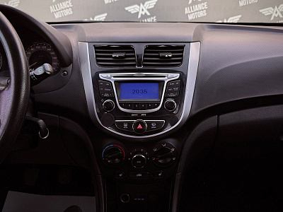 Hyundai Solaris, I 2012
