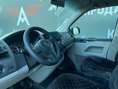 Volkswagen Caravelle, T5 Рестайлинг 2013