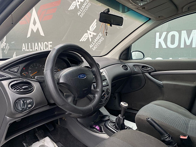 Ford Focus, I Рестайлинг 2003