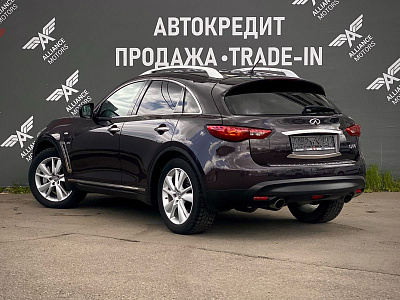 Infiniti QX70 2014