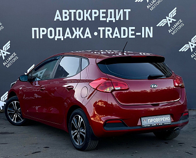Kia Ceed, II 2012