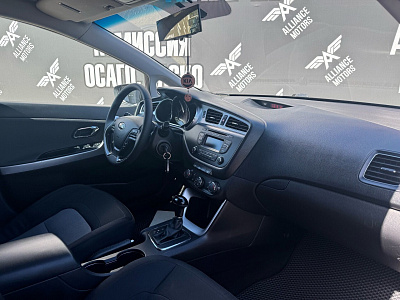 Kia Ceed, II 2013