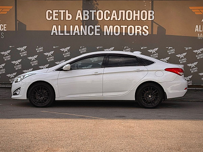 Hyundai i40, I 2013