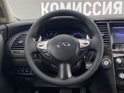 Infiniti QX70 2014